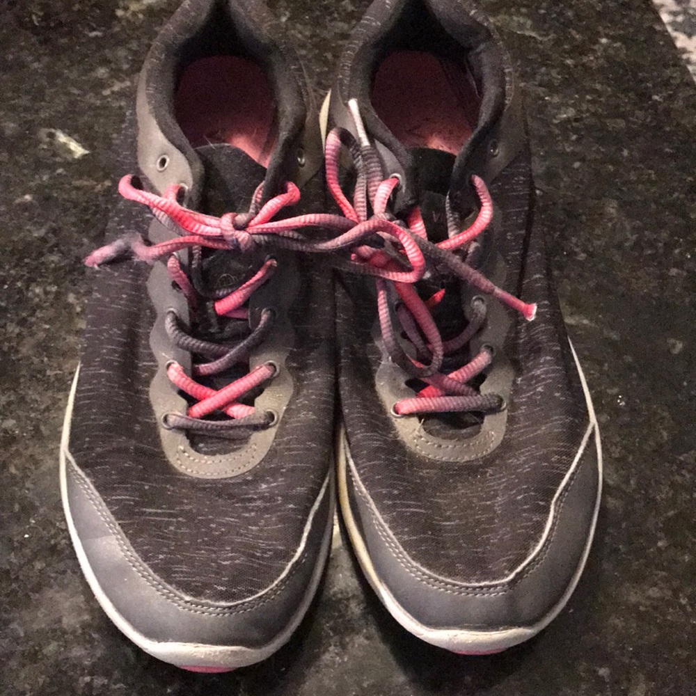 Vionic Women’s Sneakers
